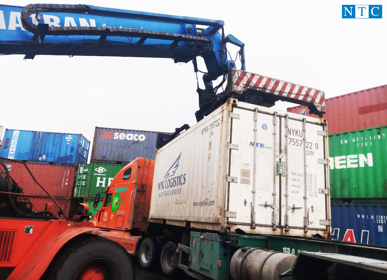 Tiết kiệm chi phí khi mua container cũ 